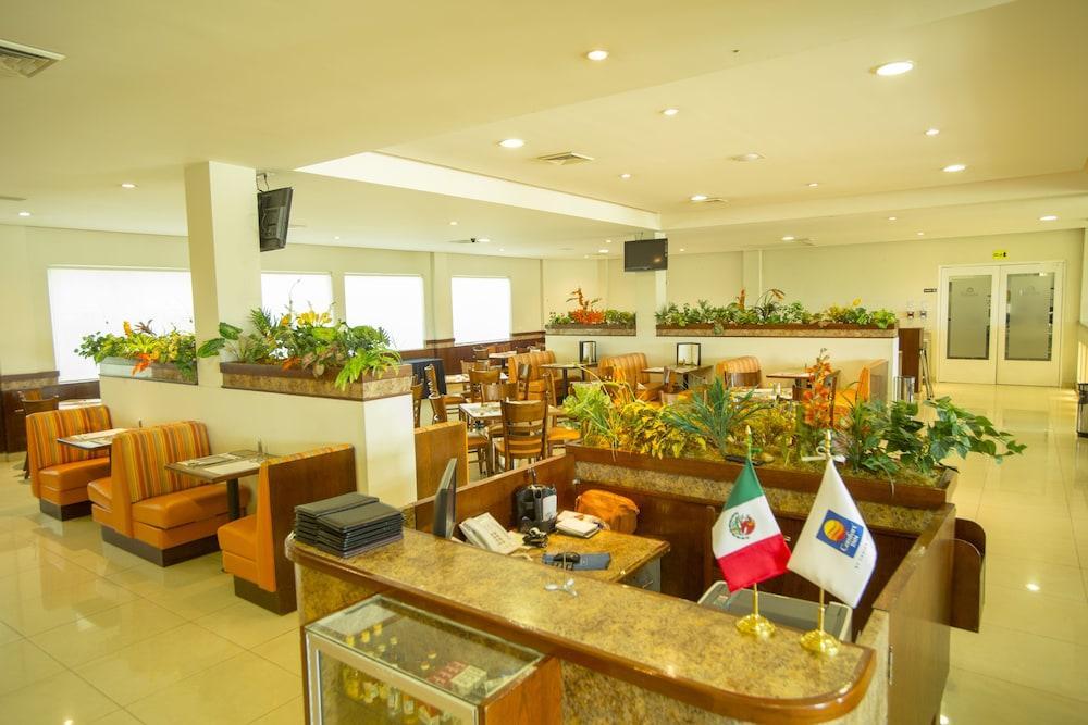 컴포트 인 몬테레이 노르테 호텔 San Nicolás de los Garzas 외부 사진